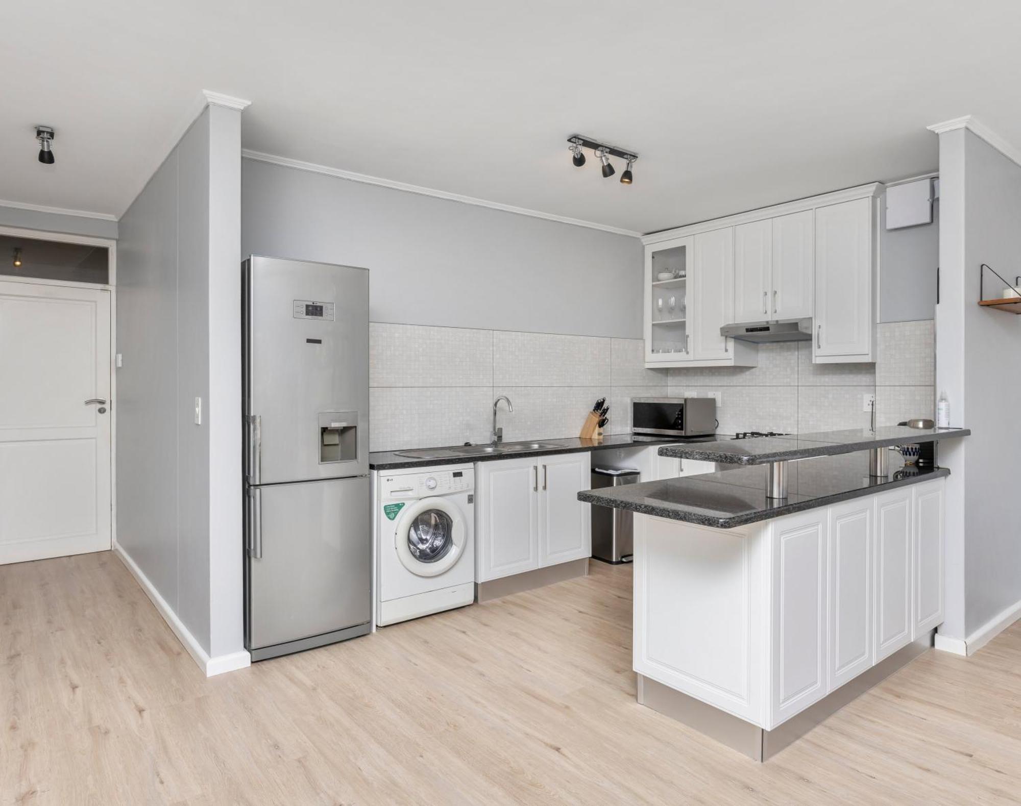 Apartment Capri On Cape Town